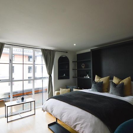 Cosy, Centrally Located Studio With Gated Parking! ラフバラー エクステリア 写真